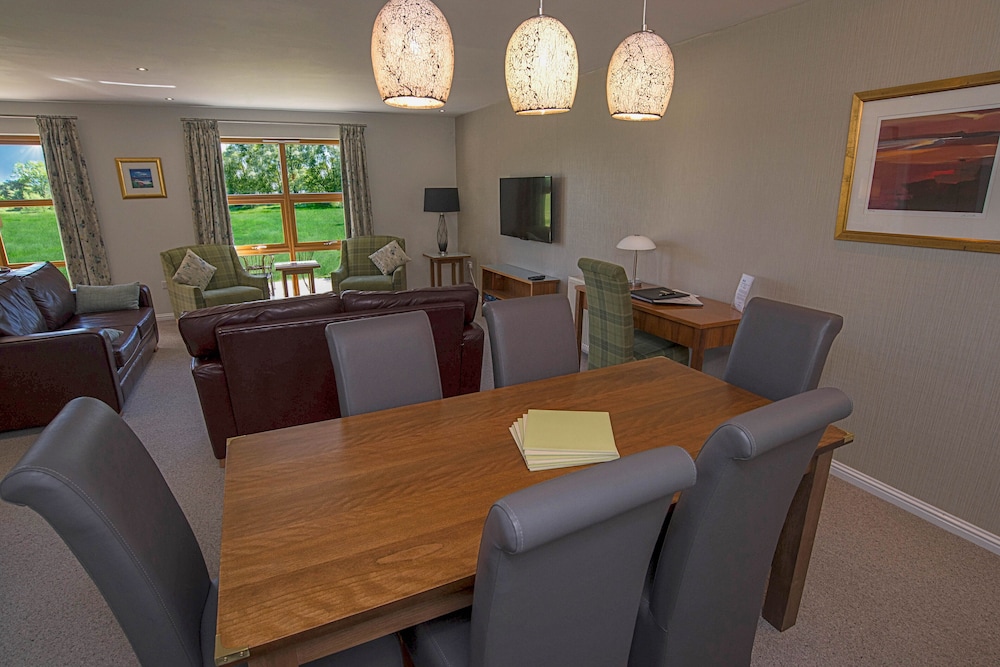 Lismore - Diamond Lodge - Pets Allowed photo 3