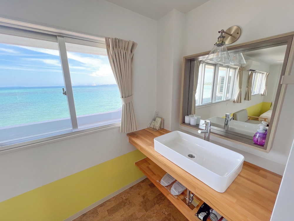 Double or Twin Room, Non Smoking, Ocean View photo 3