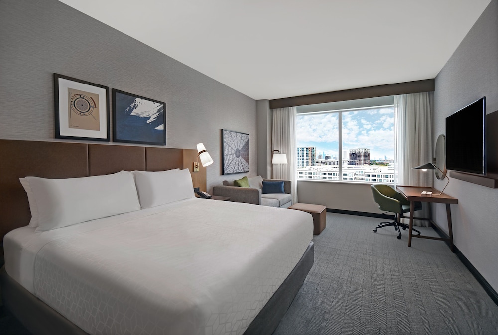 Studio Suite, 1 King Bed, Accessible, Kitchen (Communications) - Photo 1