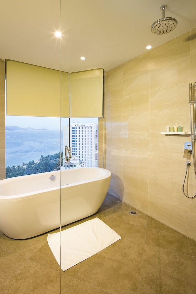 Liberty Central Suite photo 3