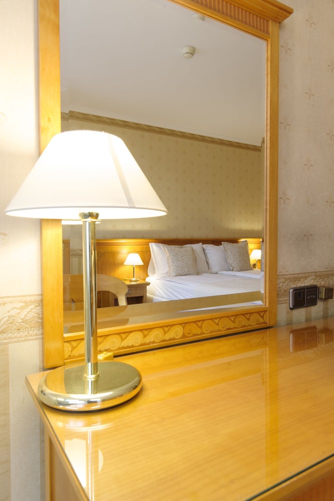Deluxe Double Room, Private Bathroom photo 3