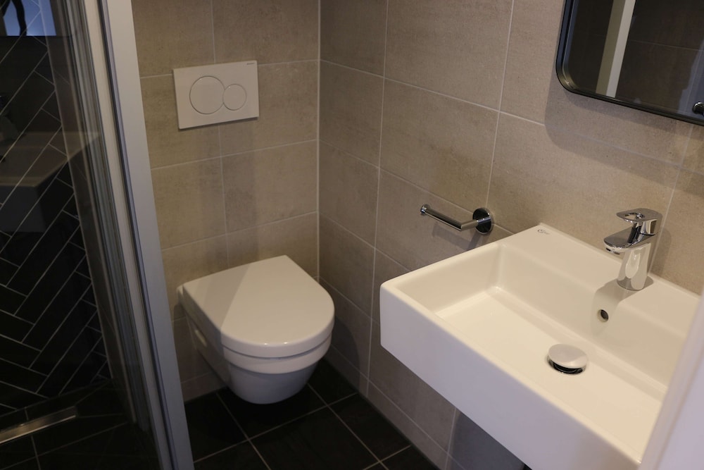 Suite, 2 Twin Beds, Non Smoking (with Sofabed) - Photo 6