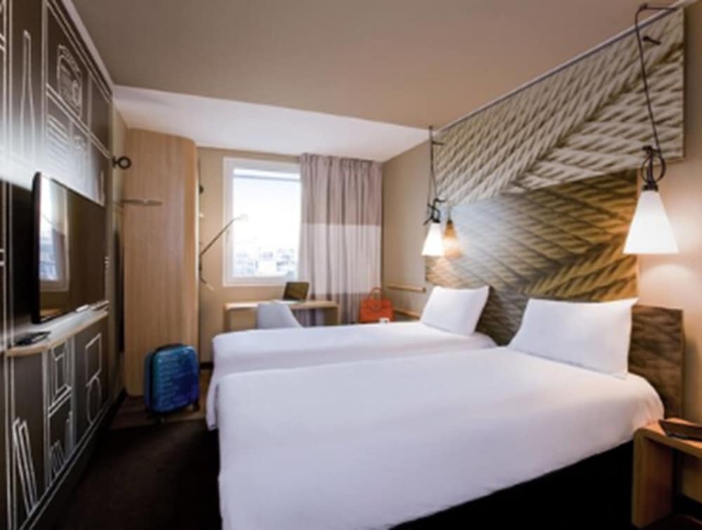 Standard Apartment, 2 Twin Beds - Photo 12