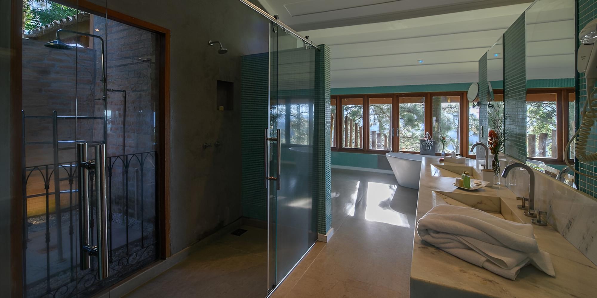 Deluxe Chalet photo 2