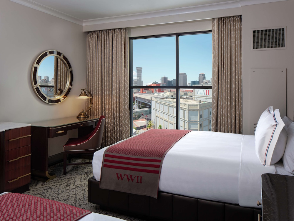 Room, 2 Queen Beds - Photo 1