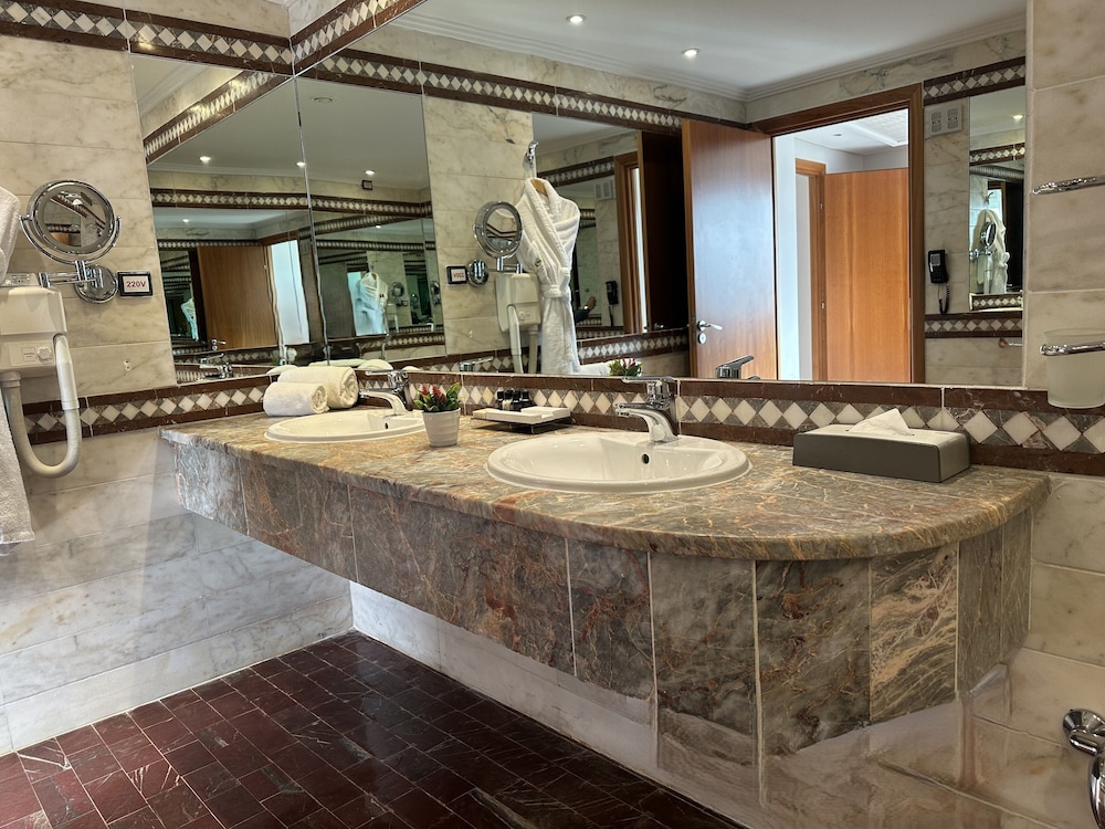 Junior Suite - Photo 10