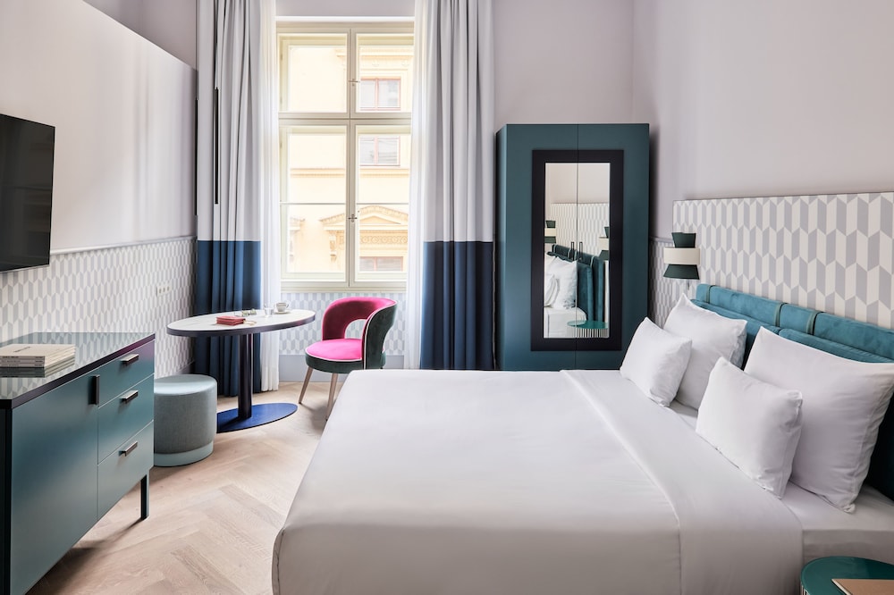 Standard Double or Twin Room - Photo 1