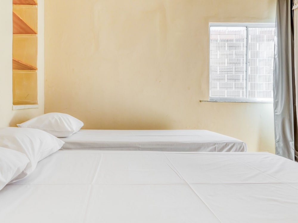 Triple Room, Multiple Beds