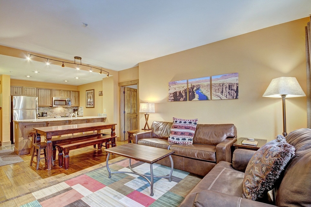 Apartment, 2 Bedrooms - Photo 19