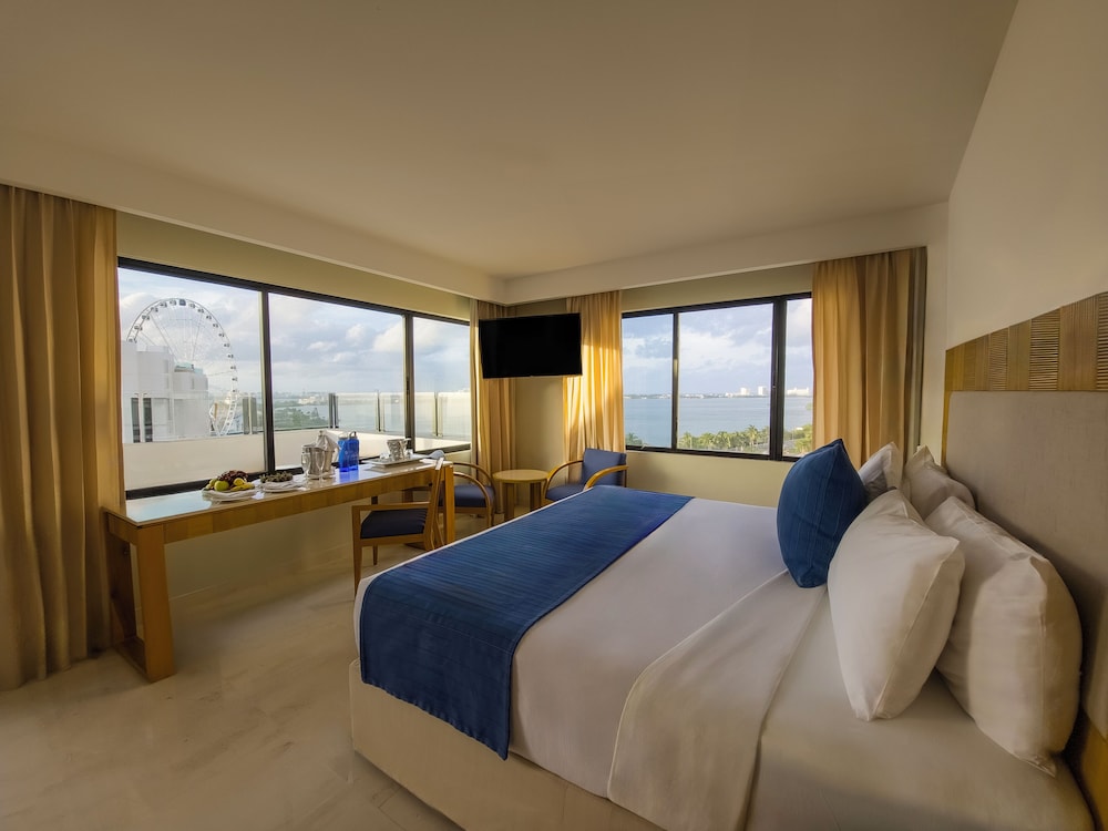 Honeymoon Room - Photo 1