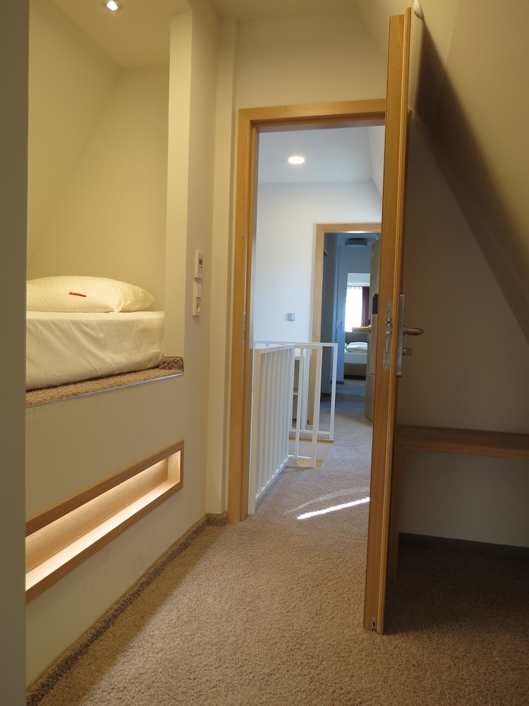 Family Triple Room photo 2
