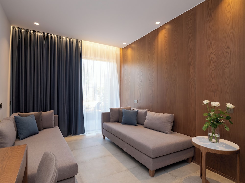 Comfort Quadruple Room, Sea View