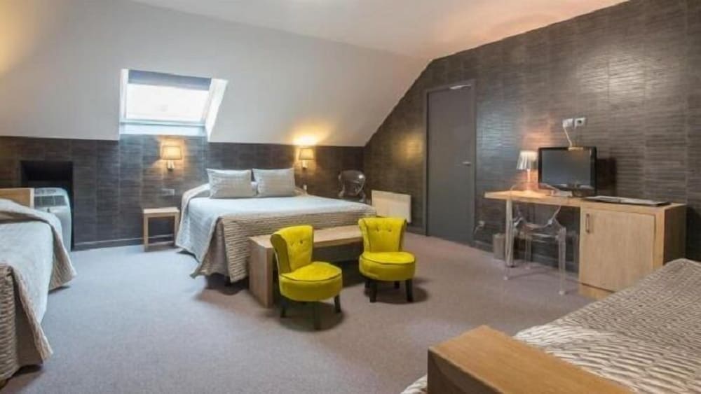Quadruple Room - Photo 2