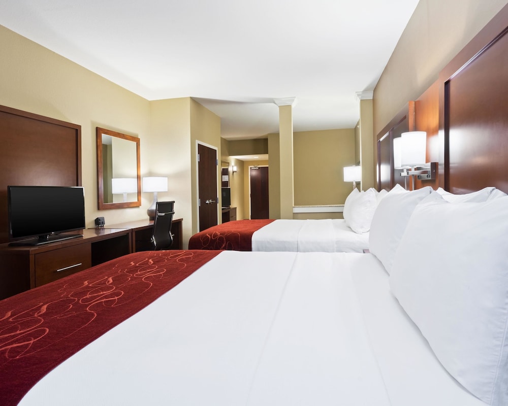 Suite, Multiple Beds, Accessible, Non Smoking photo 3
