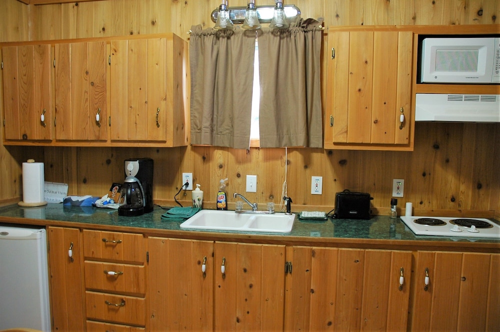 Cedar Chalet photo 3
