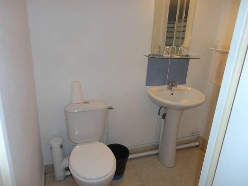 Comfort Room photo 3