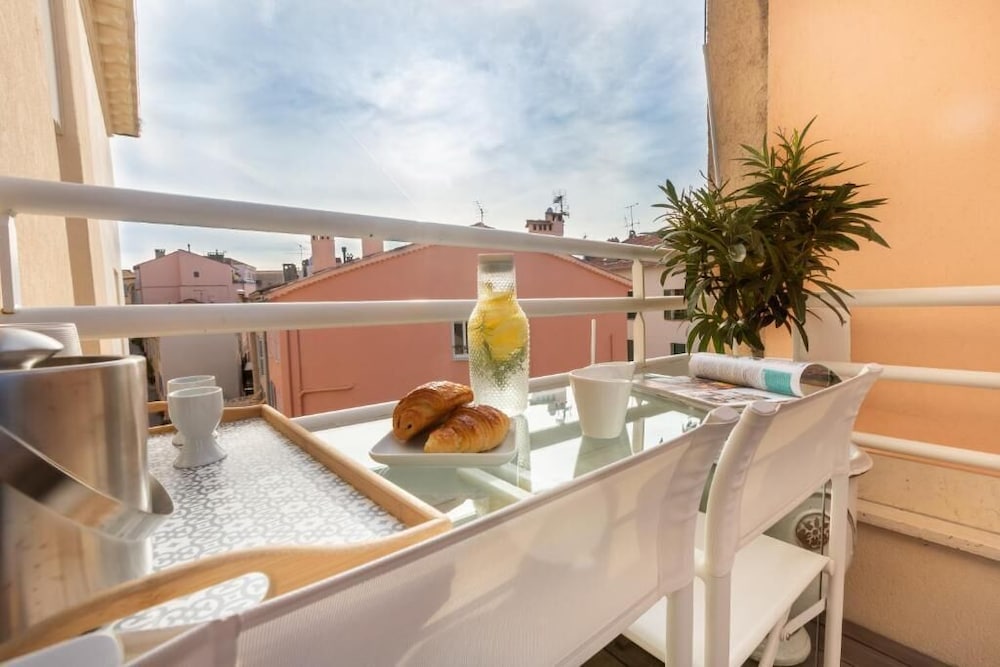 Deluxe Suite, Balcony photo 3