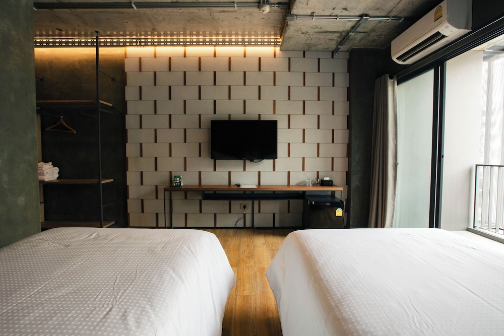 Loft Twin Bed - Photo 4