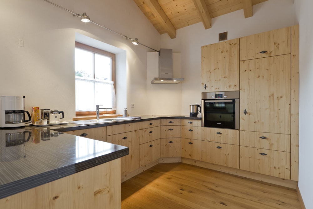 Superior Apartment, 1 Bedroom, Kitchen, Mountain View photo 3