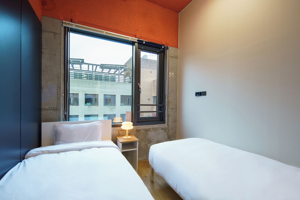 Superior Twin Room - Photo 1