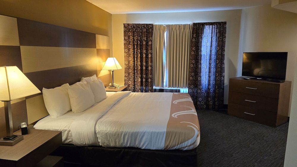 Deluxe Suite photo 1