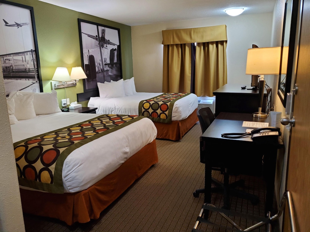 Standard Room, 2 Queen Beds - Photo 3