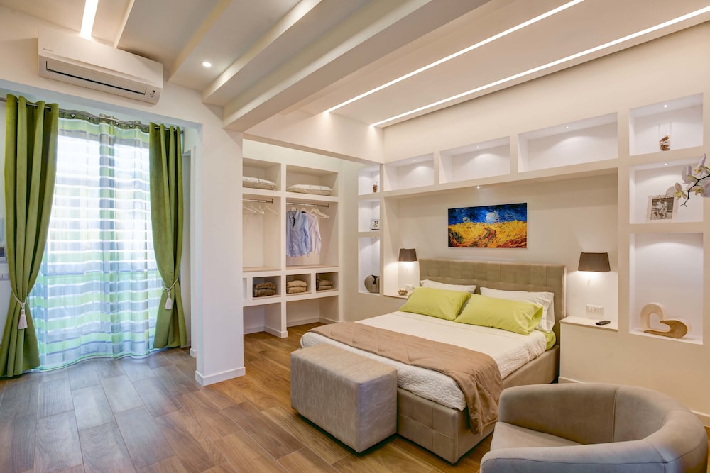 Superior Triple Room, Non Smoking, Kitchenette