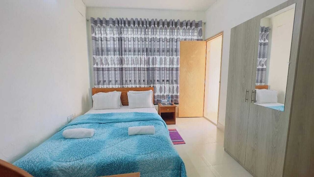 Deluxe Double Room, Balcony, City View photo 3