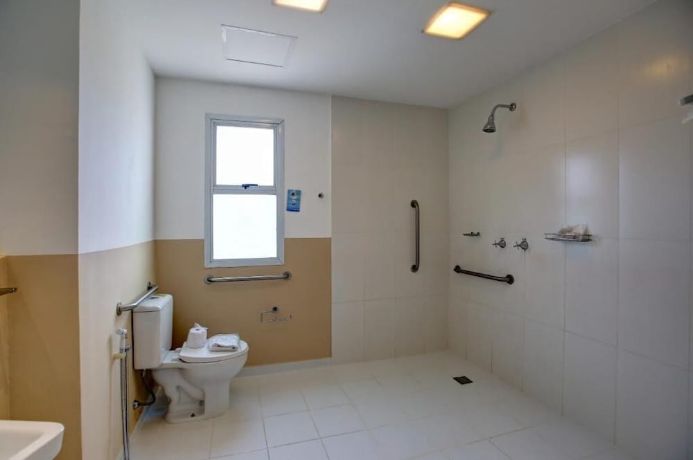 Superior Triple Room, Multiple Beds, Non Smoking thumbnail 5