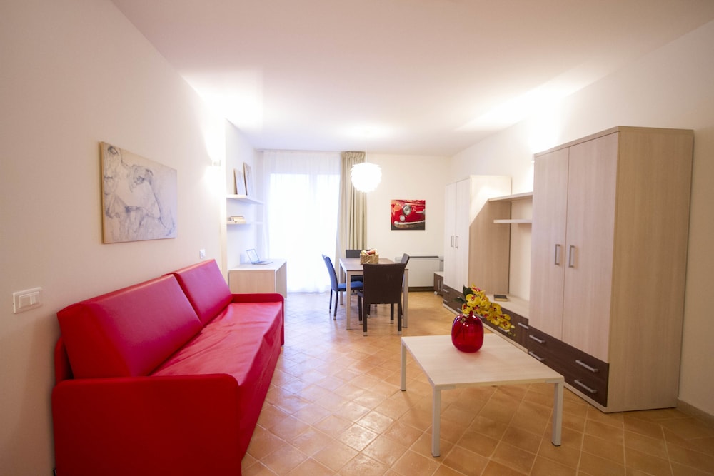 Deluxe Apartment photo 3