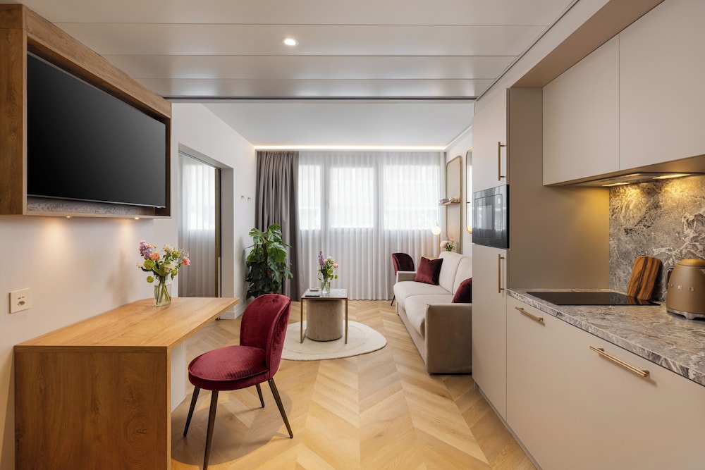 Elite Apartment, 1 Bedroom thumbnail 6