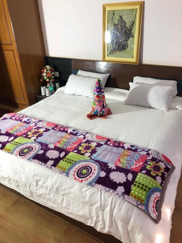 1BHK photo 2