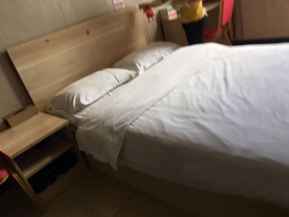 Basic Single Room