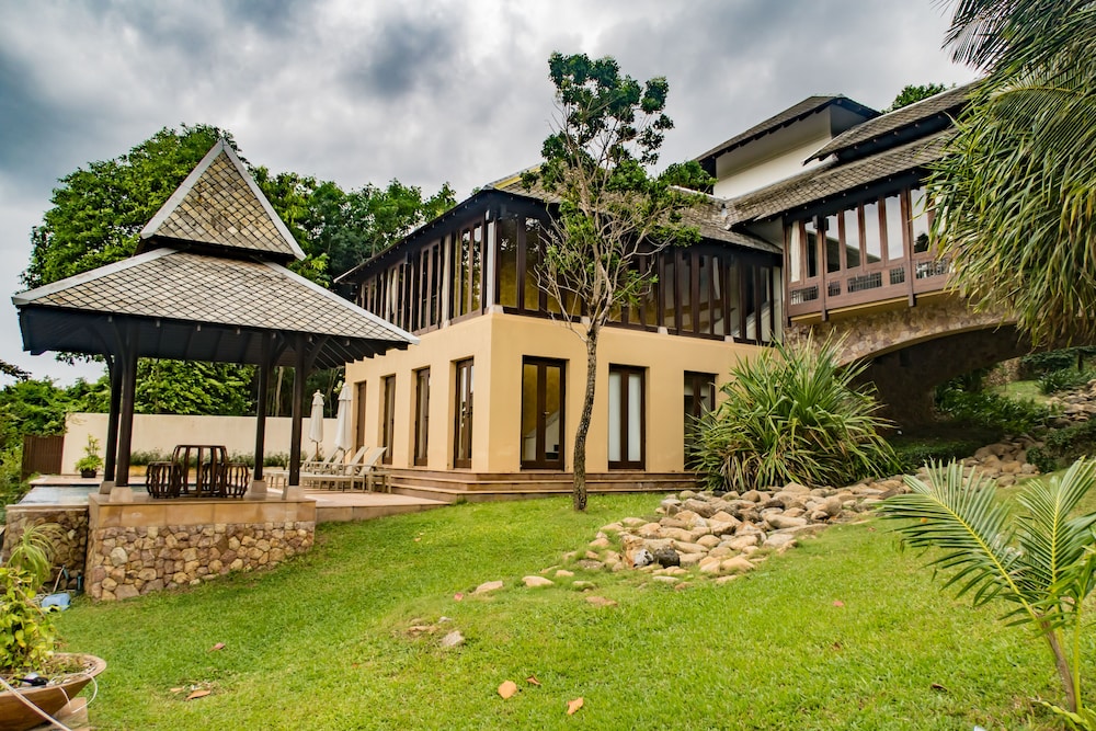 Lotus Villa 4 Bedroom Villa