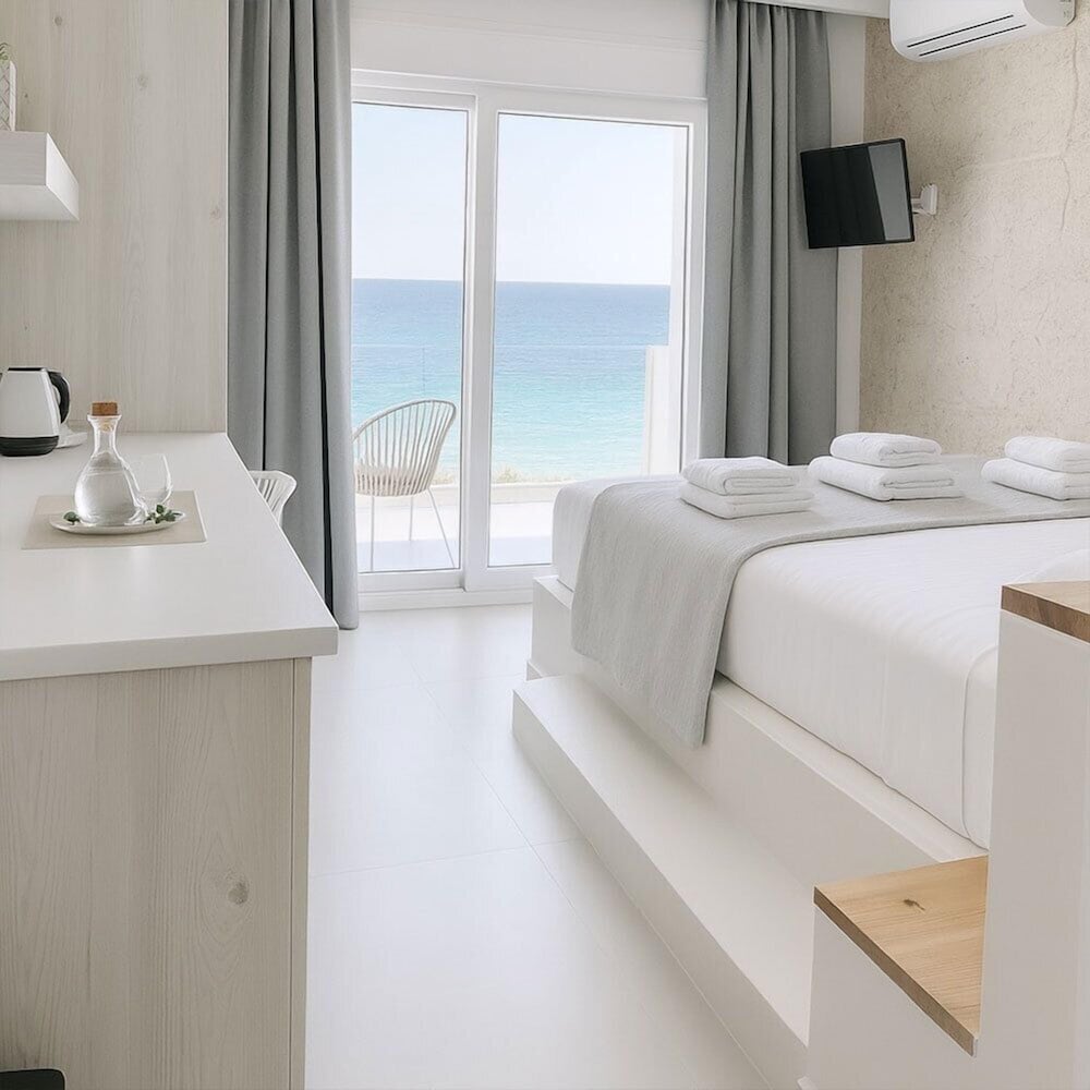 Superior Suite, 1 King Bed with Sofa bed, Balcony, Sea View
