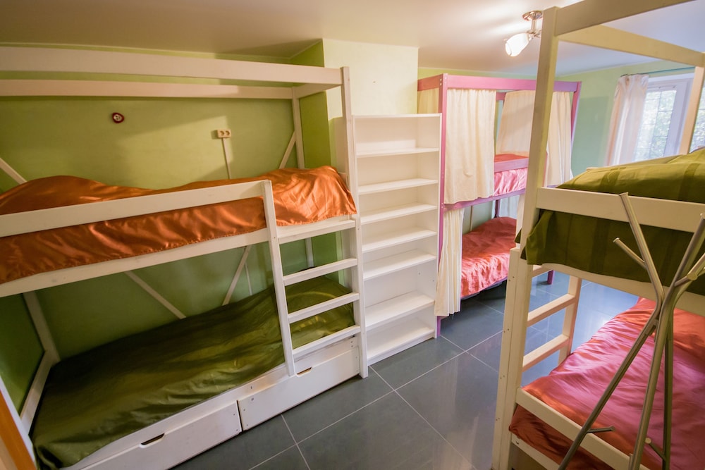 Shared Dormitory, Women only (8 beds)