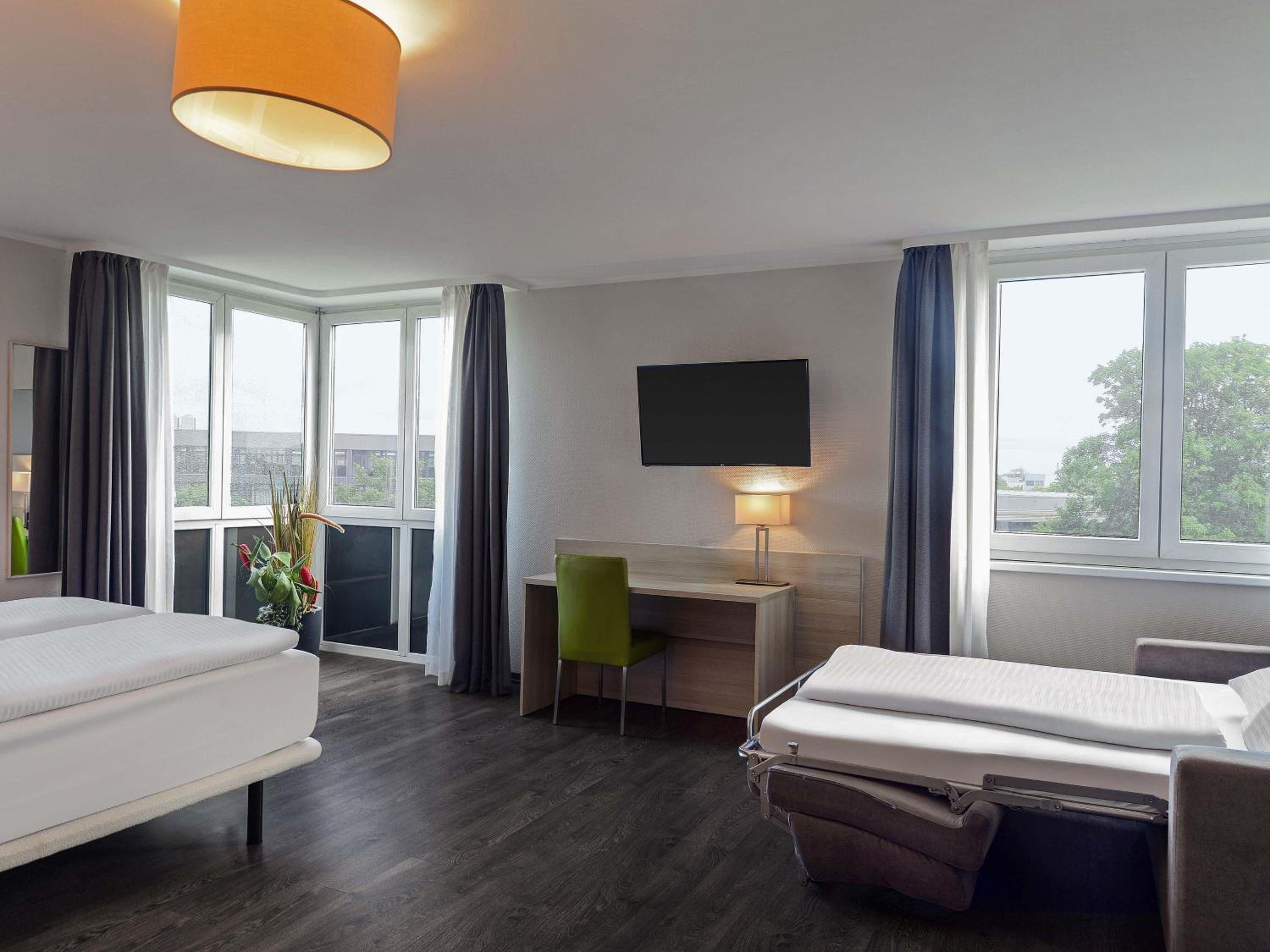 Triple Room