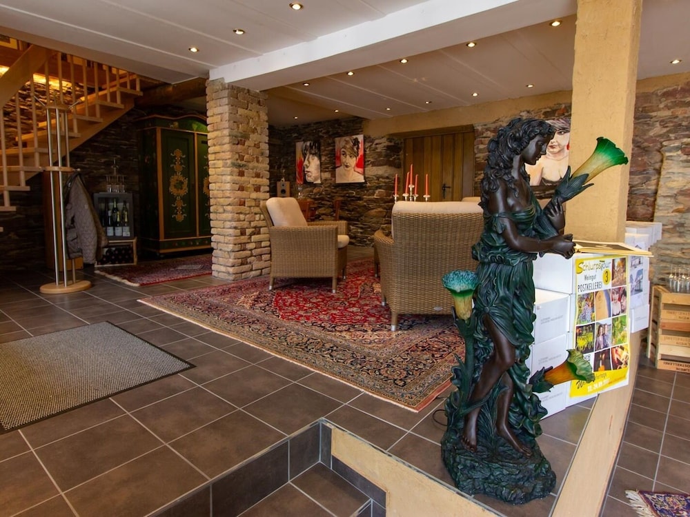Family Apartment, Ensuite photo 3