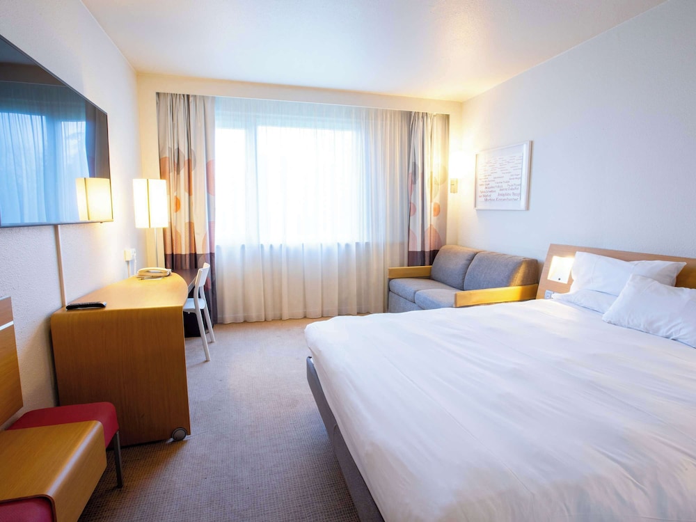 Standard Room, 1 Double Bed with Sofa bed - Photo 3