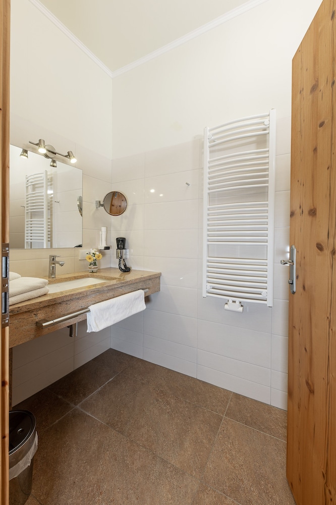 Comfort Double Room, Ensuite - Photo 4