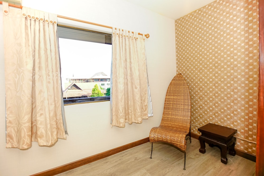Parasol With Window - Photo 9
