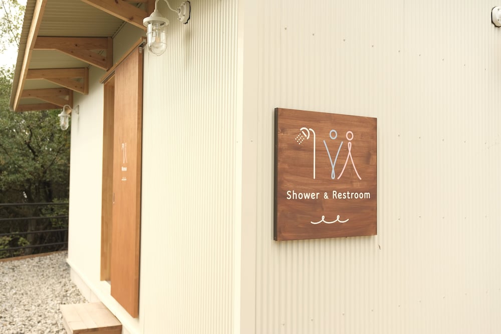 Standard Twin Room - Photo 5