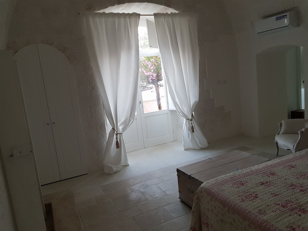 Superior Quadruple Room photo 3