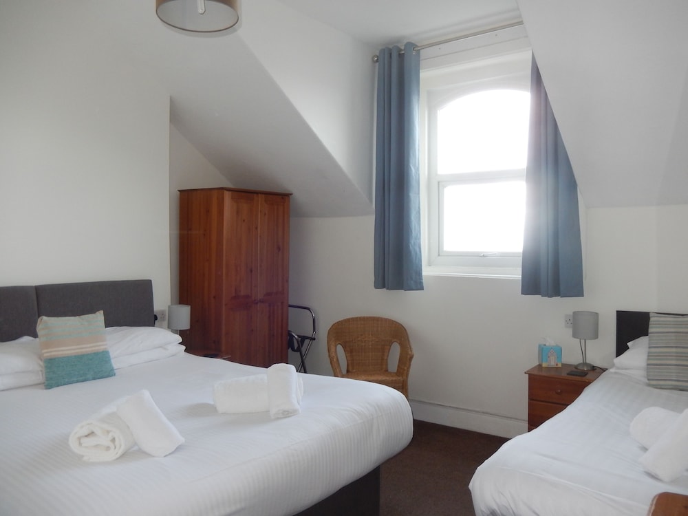 Room 9