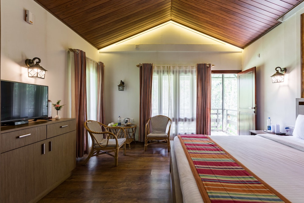 Ebony Elevated Cottage photo 1