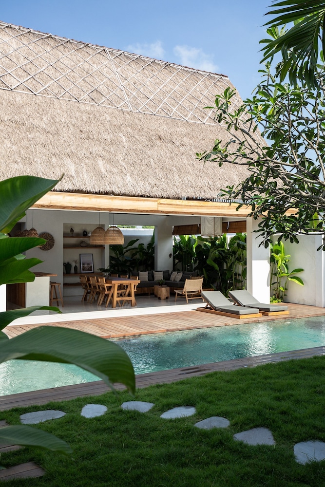 Deluxe Villa - Photo 13