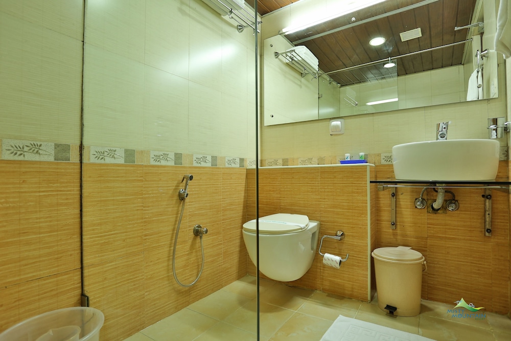 Deluxe Double Room, 1 Double Bed, Mountain View photo 2