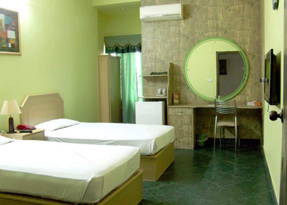 Triple Room photo 2