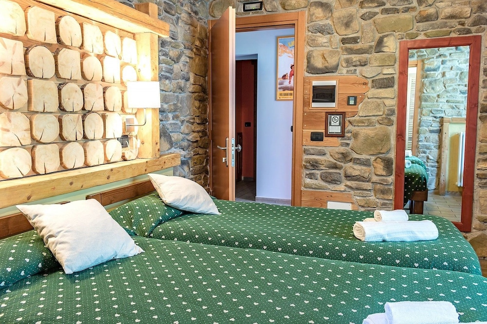 Double or Twin Room, Ground Floor photo 2