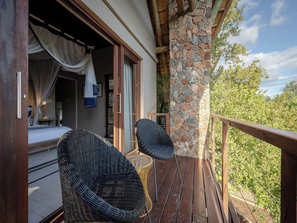Ekhaya Suite 3 photo 3